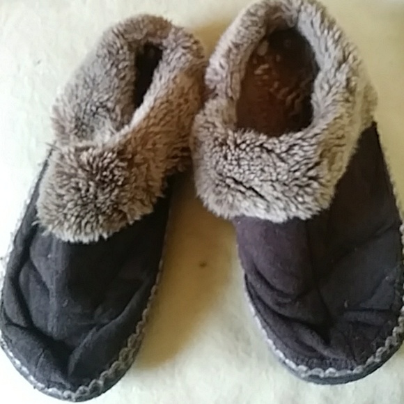 adidas fur slippers